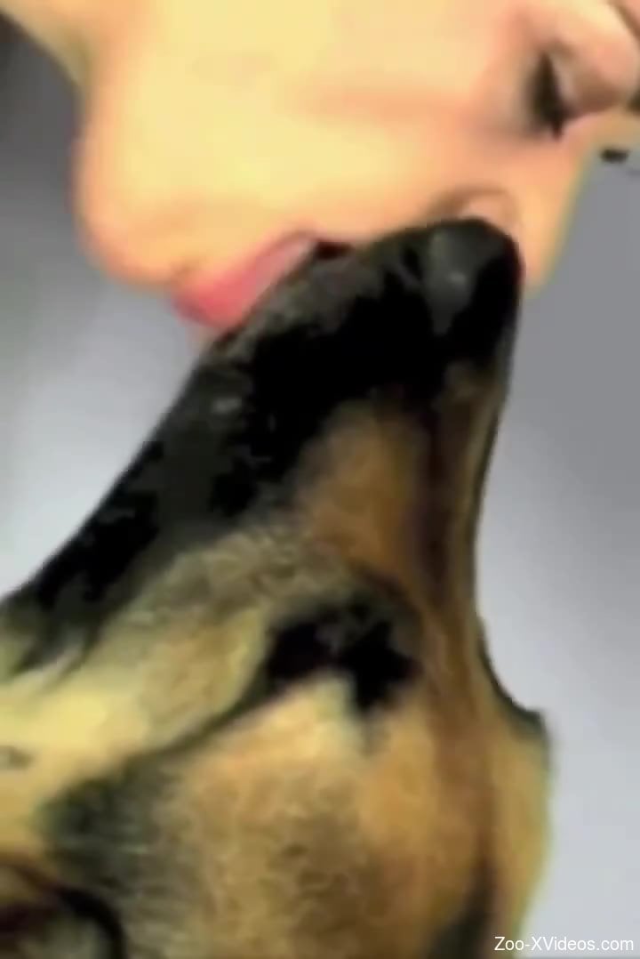 Zoophilic kissing session with a romantic animal