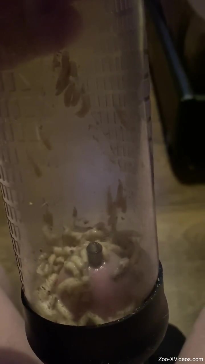 Aroused man loves sharing the scat action on cam