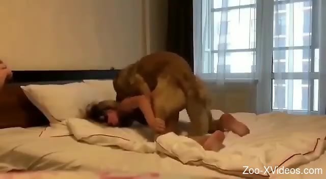 Leather mask lady getting fucked and then some