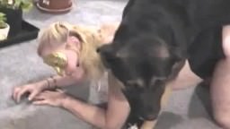 An excited male dog fucks an old woman in the anus, cool zoopor mp4 free